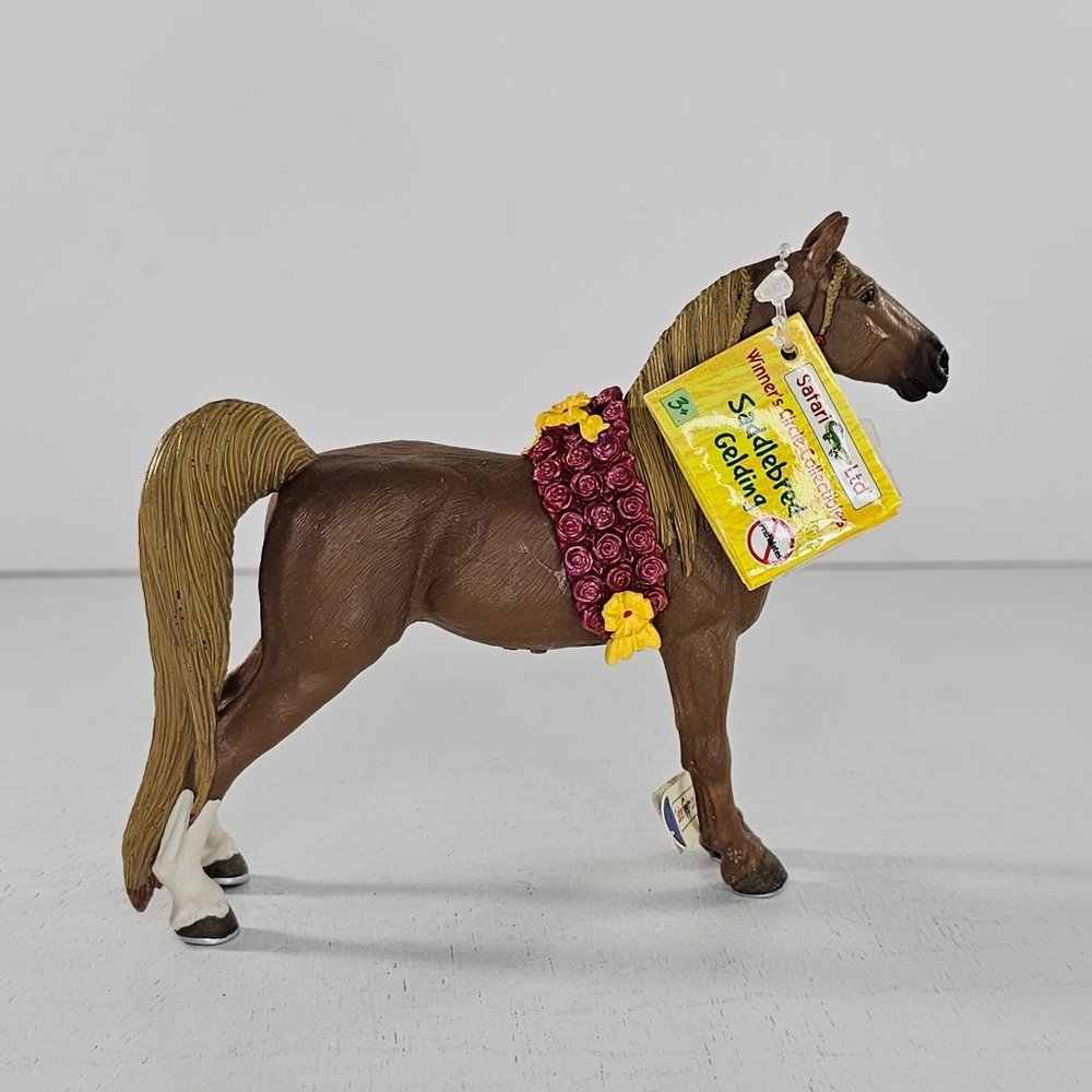 Safari Ltd Saddlebred Gelding Horse #157905